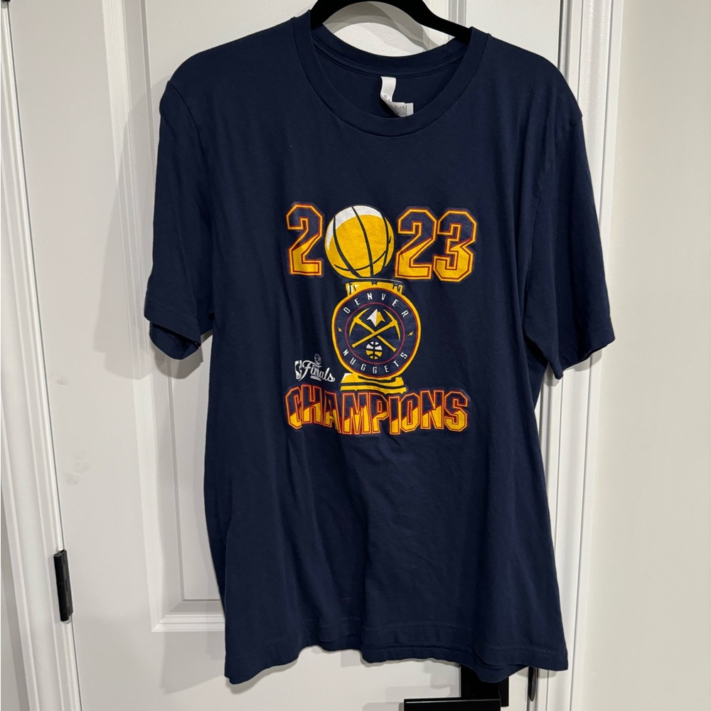 Men’s XL 2023 Denver Nuggets Champions Shirt